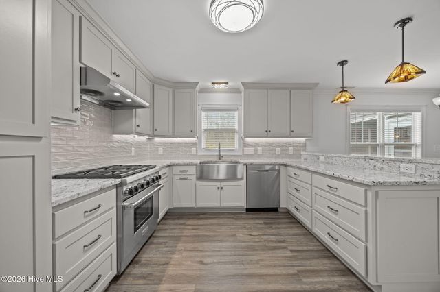 2909 Avon Road, Greenville, NC 27858