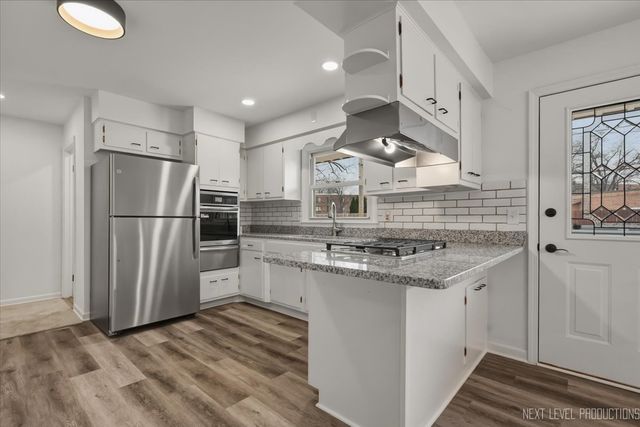 123 N Rosedale Avenue, Aurora, IL 60506