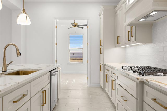 6512 Agave CT, Bryan, TX 77808