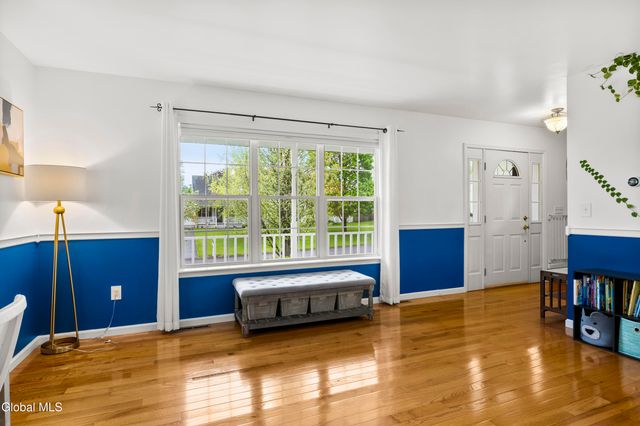 13 Tamian Pass, Malta, NY 12019