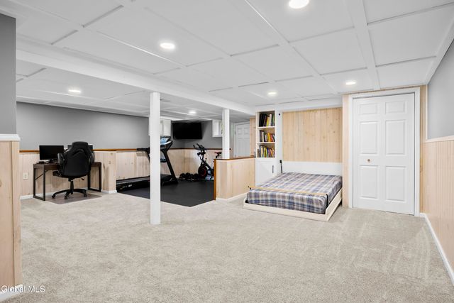 13 Tamian Pass, Malta, NY 12019