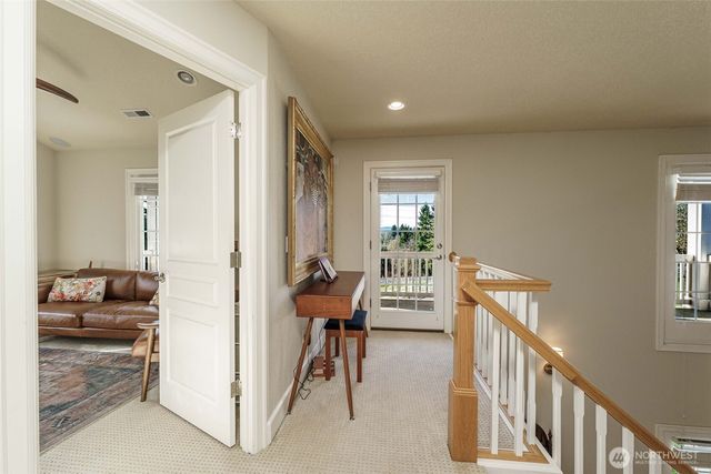 19121 NW 61ST Avenue, Ridgefield, WA 98642