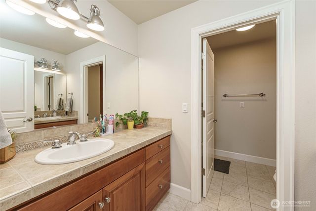 19121 NW 61ST Avenue, Ridgefield, WA 98642