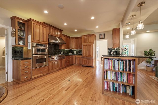 19121 NW 61ST Avenue, Ridgefield, WA 98642