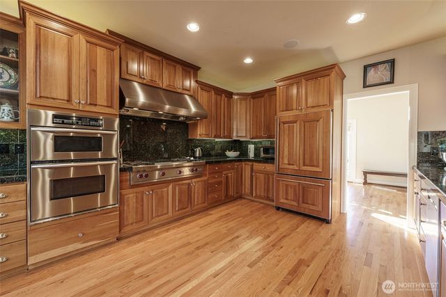 19121 NW 61ST Avenue, Ridgefield, WA 98642