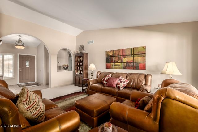 11124 E WATFORD Court, Sun Lakes, AZ 85248