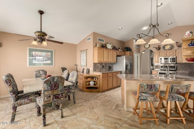 11124 E WATFORD Court, Sun Lakes, AZ 85248