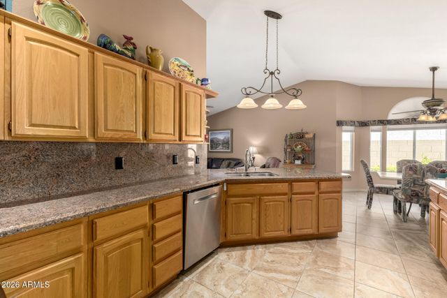 11124 E WATFORD Court, Sun Lakes, AZ 85248