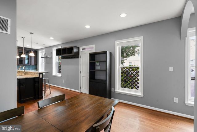 300 S ROBINSON ST, Baltimore, MD 21224