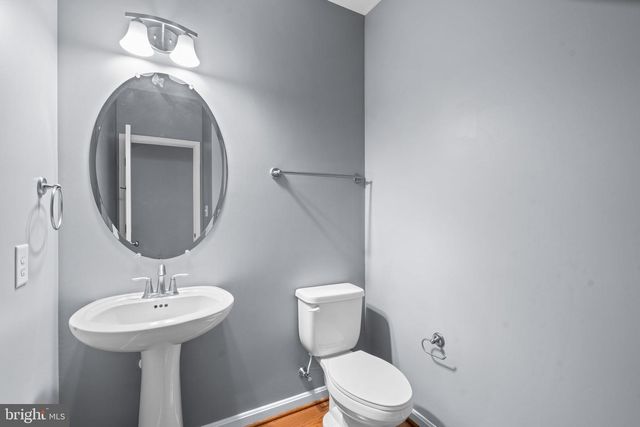 300 S ROBINSON ST, Baltimore, MD 21224