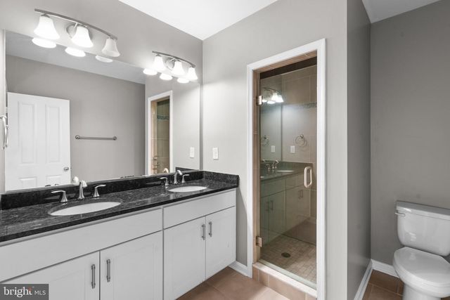 300 S ROBINSON ST, Baltimore, MD 21224