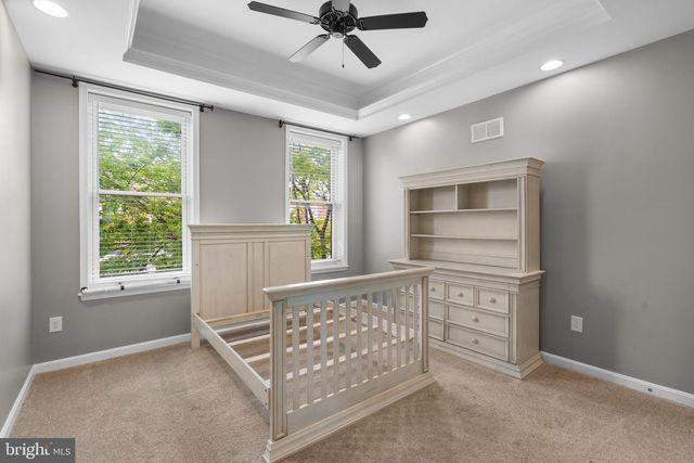 300 S ROBINSON ST, Baltimore, MD 21224