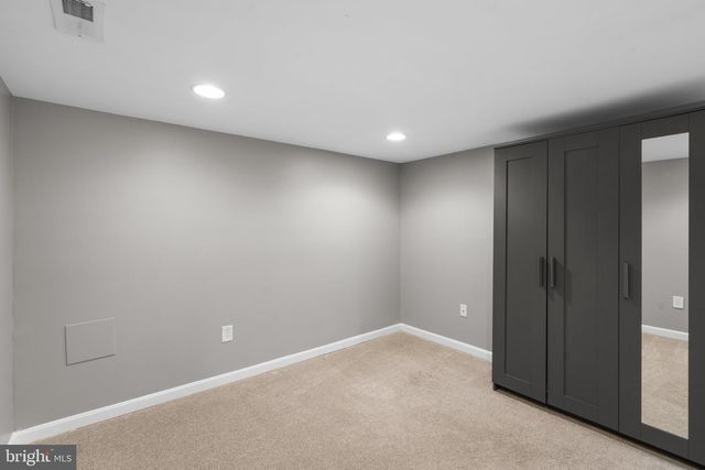 300 S ROBINSON ST, Baltimore, MD 21224