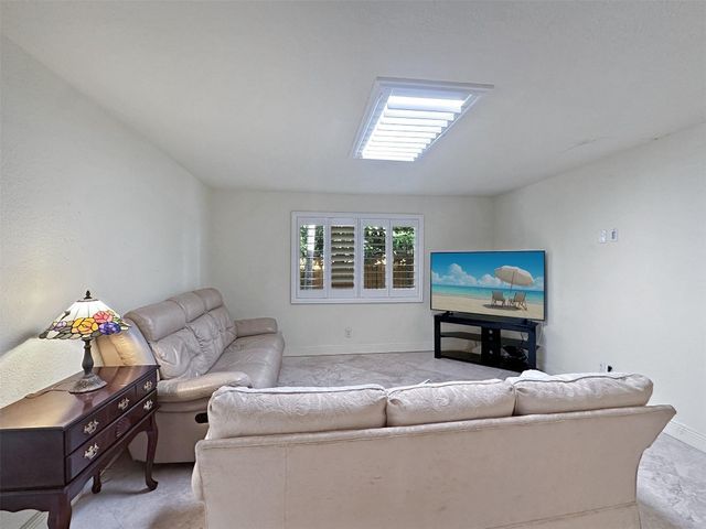 2936 NW 9th Terrace, Wilton Manors, FL 33311
