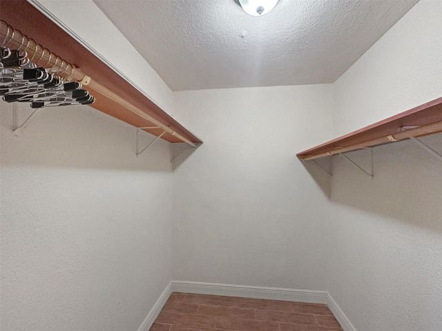 2936 NW 9th Terrace, Wilton Manors, FL 33311