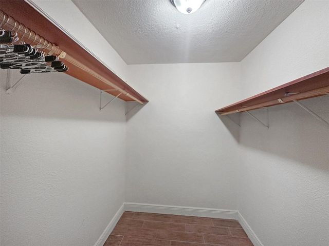 2936 NW 9th Terrace, Wilton Manors, FL 33311