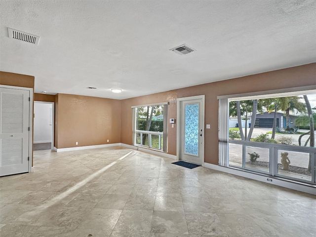 2936 NW 9th Terrace, Wilton Manors, FL 33311