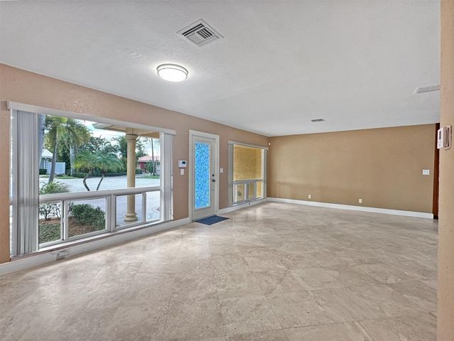 2936 NW 9th Terrace, Wilton Manors, FL 33311