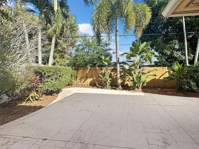 2936 NW 9th Terrace, Wilton Manors, FL 33311