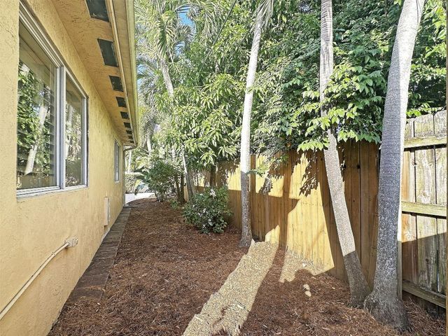 2936 NW 9th Terrace, Wilton Manors, FL 33311