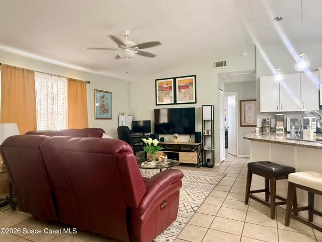 617 Thuringer Street NW, Palm Bay, FL 32907