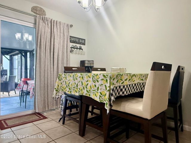 617 Thuringer Street NW, Palm Bay, FL 32907