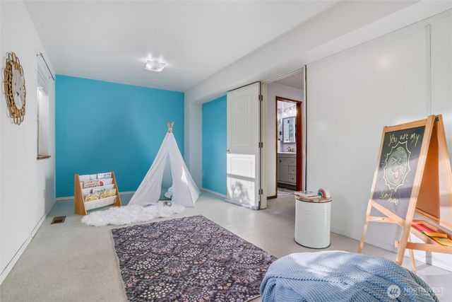 2415 Madrona Drive SE, Port Orchard, WA 98366