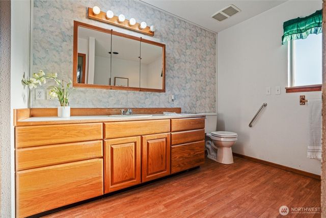 2415 Madrona Drive SE, Port Orchard, WA 98366