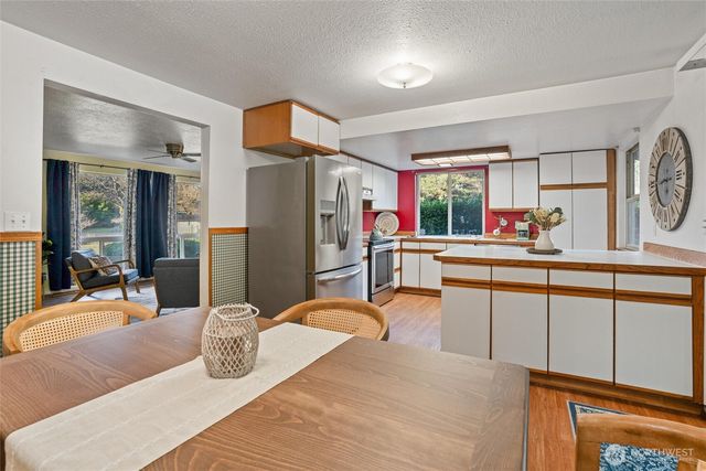 2415 Madrona Drive SE, Port Orchard, WA 98366