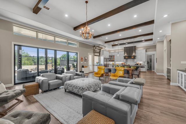 125 Kyle Court, Double Oak, TX 75077