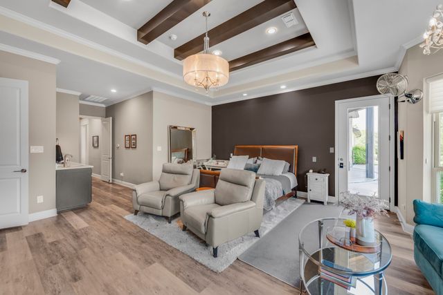 125 Kyle Court, Double Oak, TX 75077