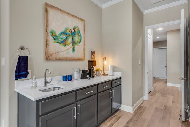 125 Kyle Court, Double Oak, TX 75077