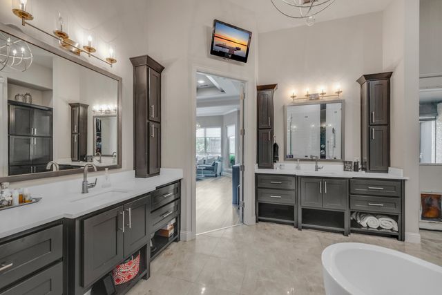 125 Kyle Court, Double Oak, TX 75077