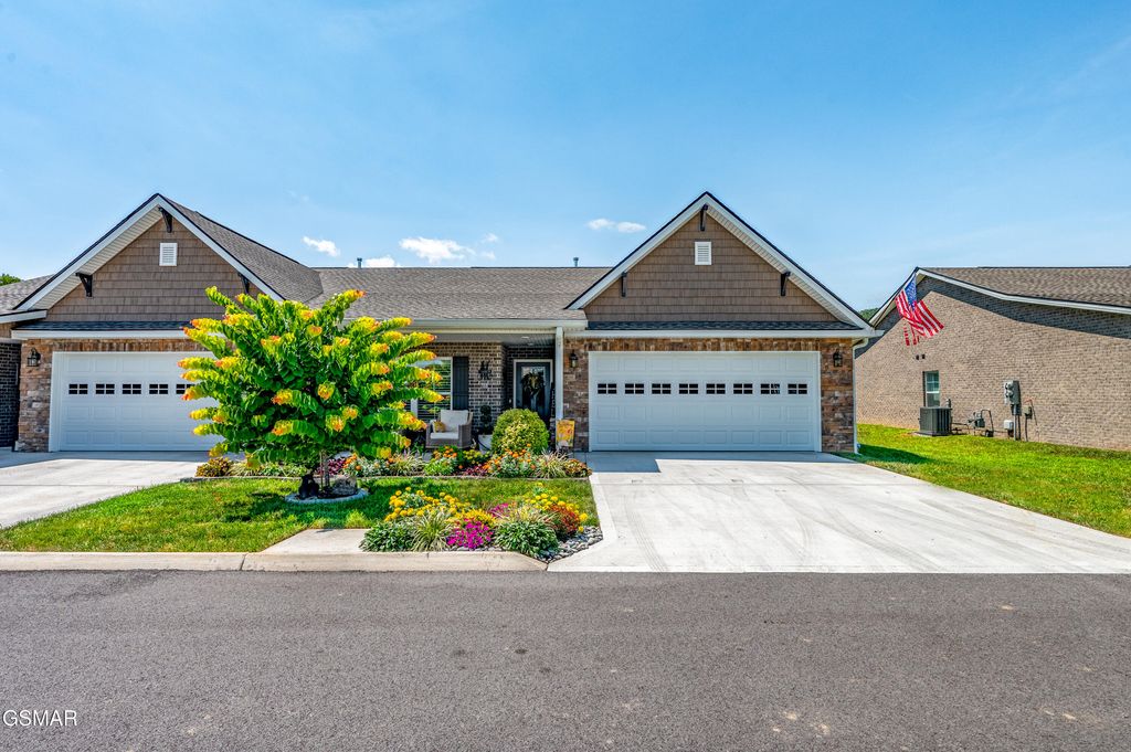 643 Snowflower Circle, Pigeon Forge, TN 37863