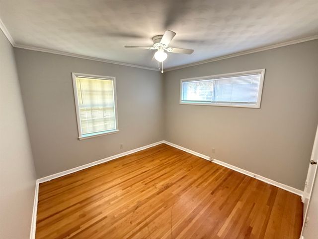 1854 S DEARING RD, Memphis, TN 38117
