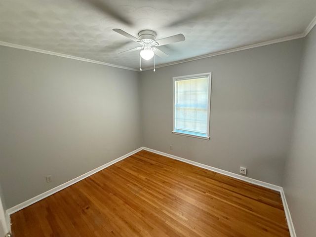 1854 S DEARING RD, Memphis, TN 38117