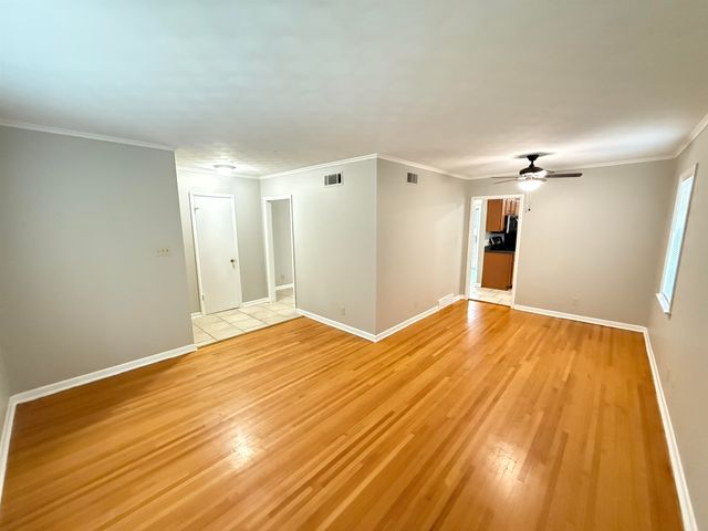 1854 S DEARING RD, Memphis, TN 38117