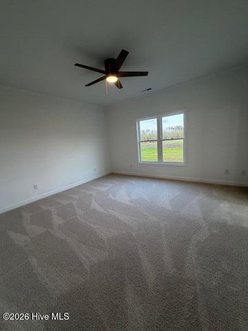 102 Sunny Acres Lane, Clinton, NC 28328