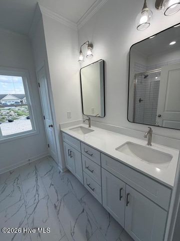 102 Sunny Acres Lane, Clinton, NC 28328