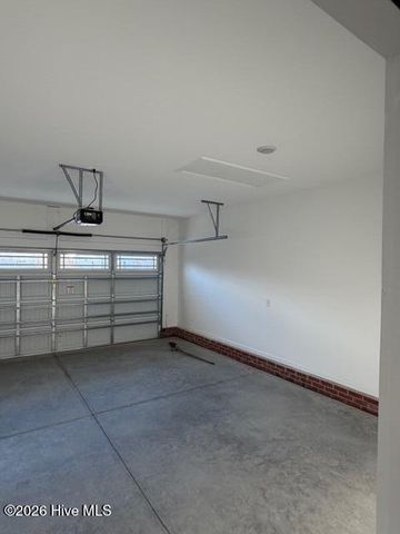 102 Sunny Acres Lane, Clinton, NC 28328