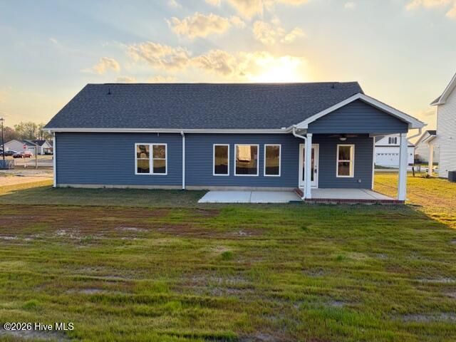 102 Sunny Acres Lane, Clinton, NC 28328