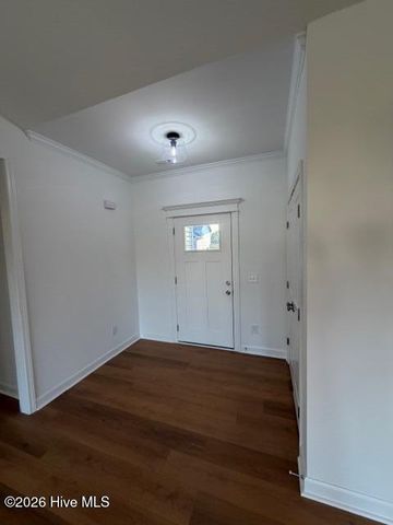 102 Sunny Acres Lane, Clinton, NC 28328