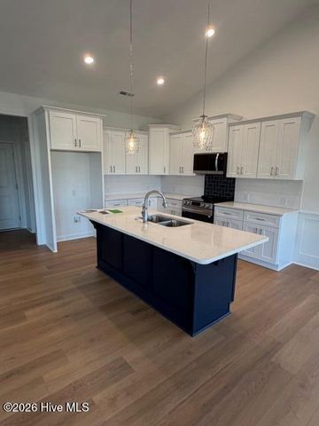 102 Sunny Acres Lane, Clinton, NC 28328