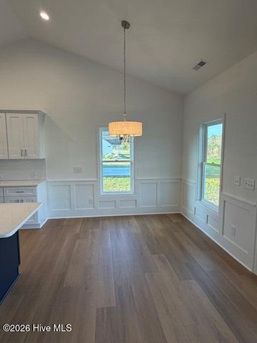 102 Sunny Acres Lane, Clinton, NC 28328