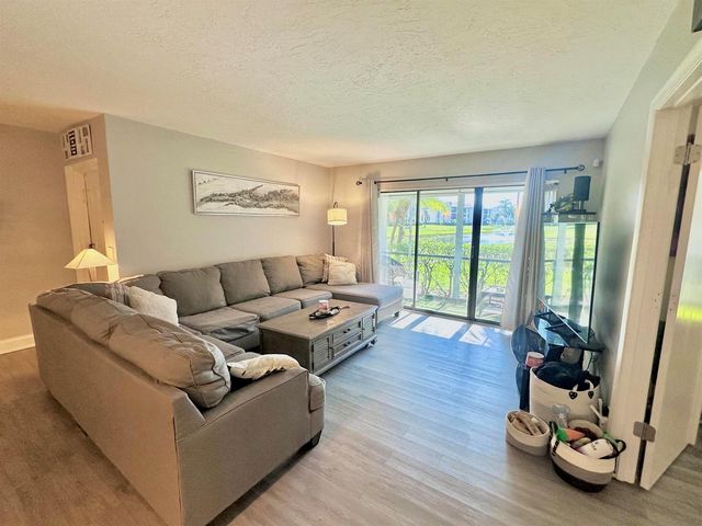 1104 Green Pine Boulevard G1, West Palm Beach, FL 33409