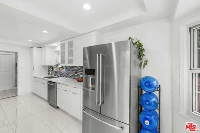 9717 S 4th Avenue, Inglewood, CA 90305