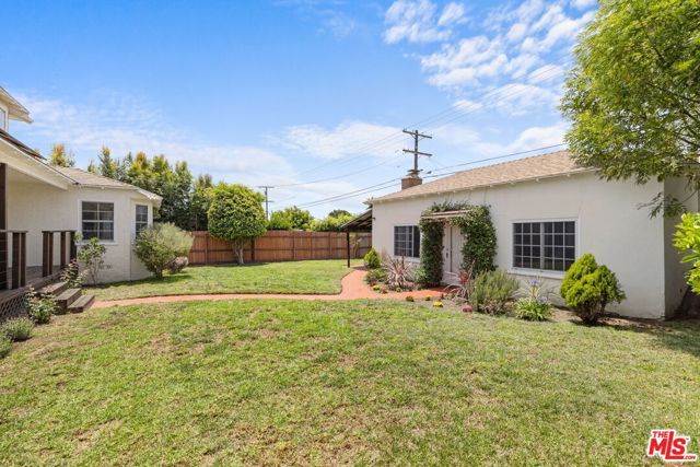 9717 S 4th Avenue, Inglewood, CA 90305