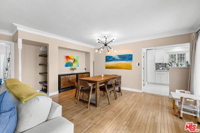 9717 S 4th Avenue, Inglewood, CA 90305