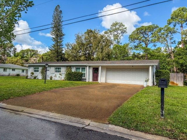1115 22nd Court, Vero Beach, FL 32960
