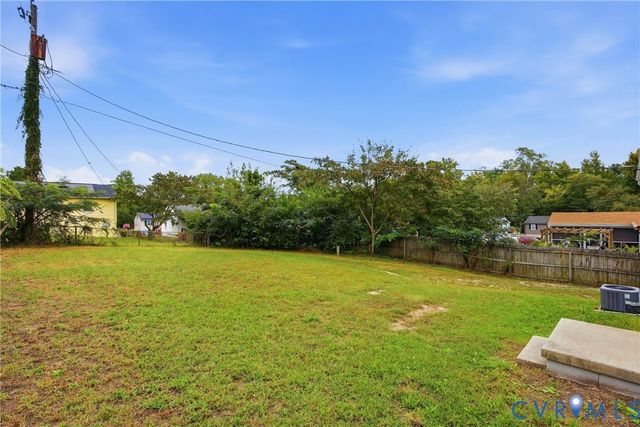 20611 Ravensbourne Dr, Chesterfield, VA 23803